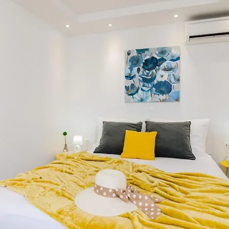 Summer Wave - Studio With Terrace دوبروفينك